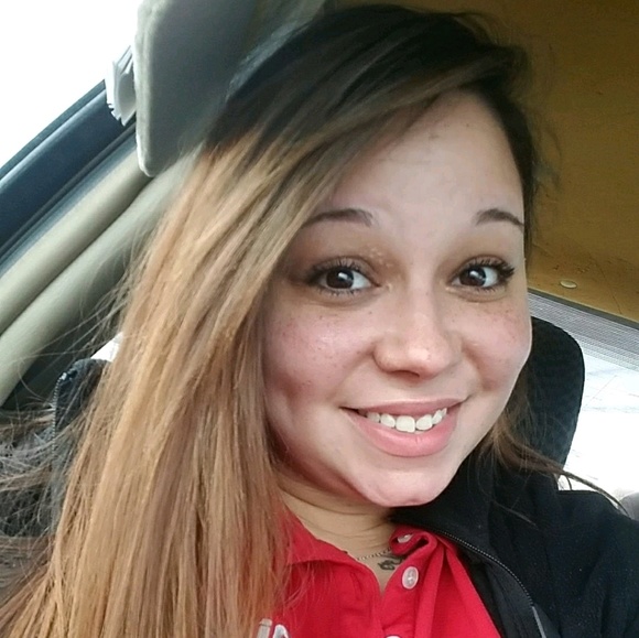 Meet your Posher, Shelli - Picture 1 of 1